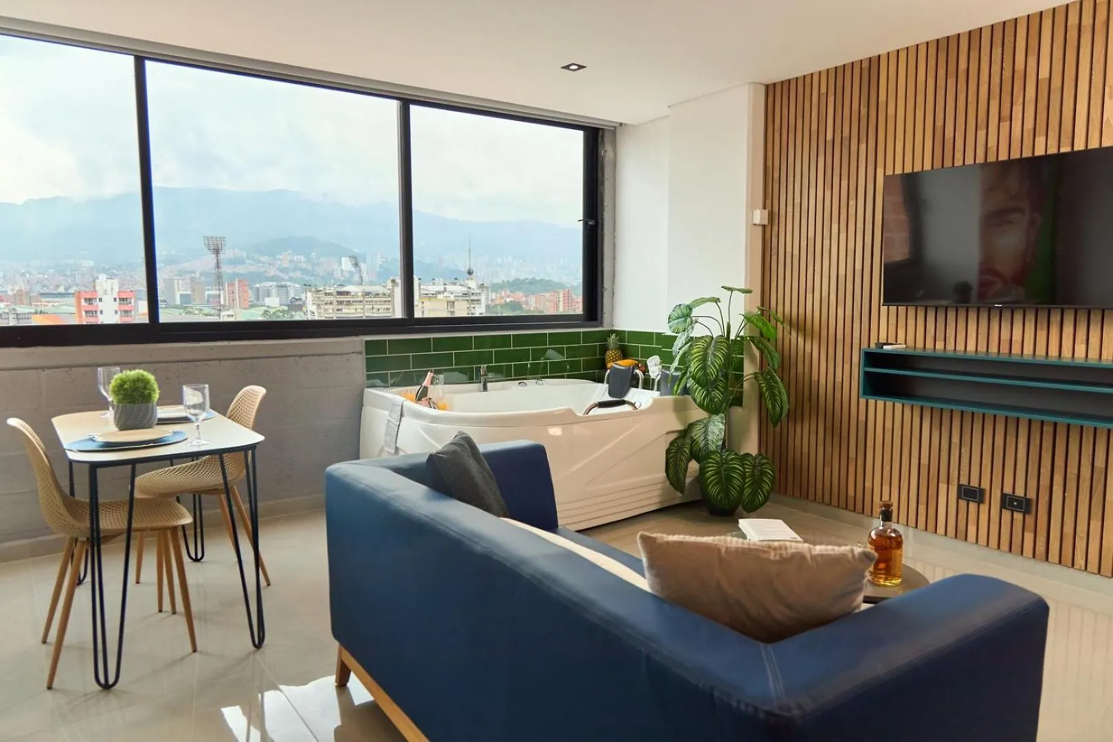 Stadio Comfort Jacuzzi Rosa Negra Aparta-Suite Medellín Apartmán