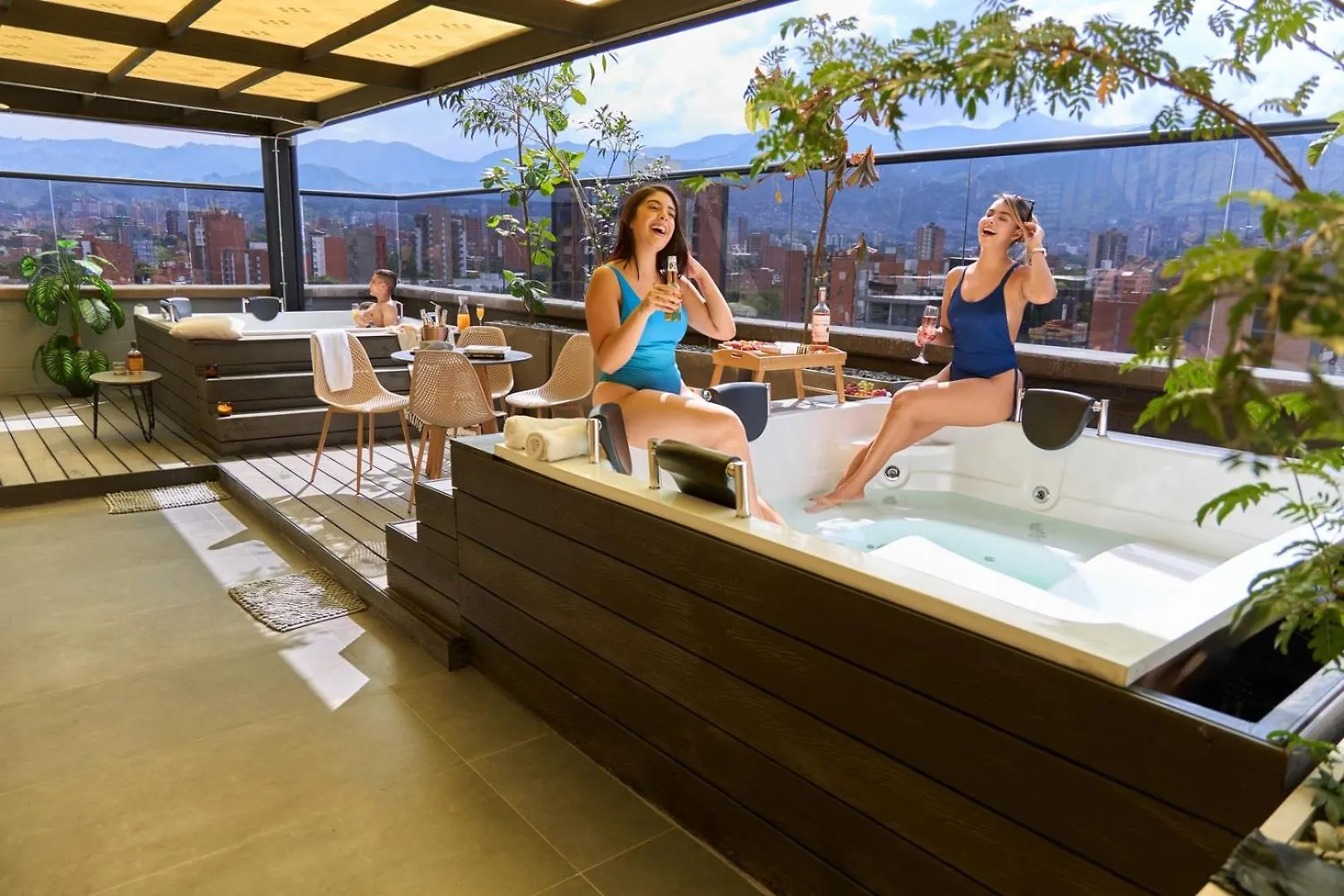 Stadio Comfort Jacuzzi Rosa Negra Aparta-Suite Medellín