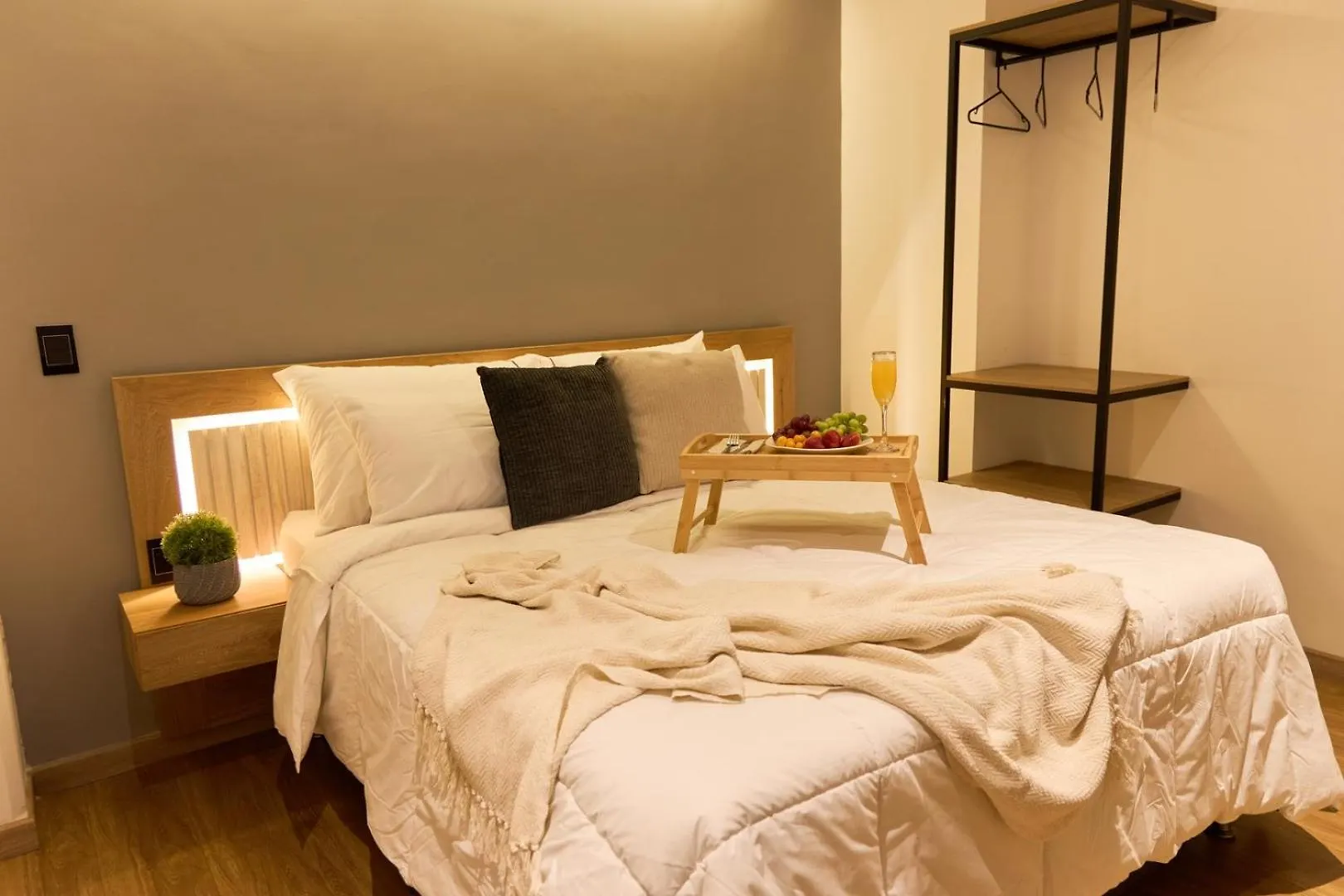 Stadio Comfort Jacuzzi Rosa Negra Aparta-Suite Medellín Apartmán