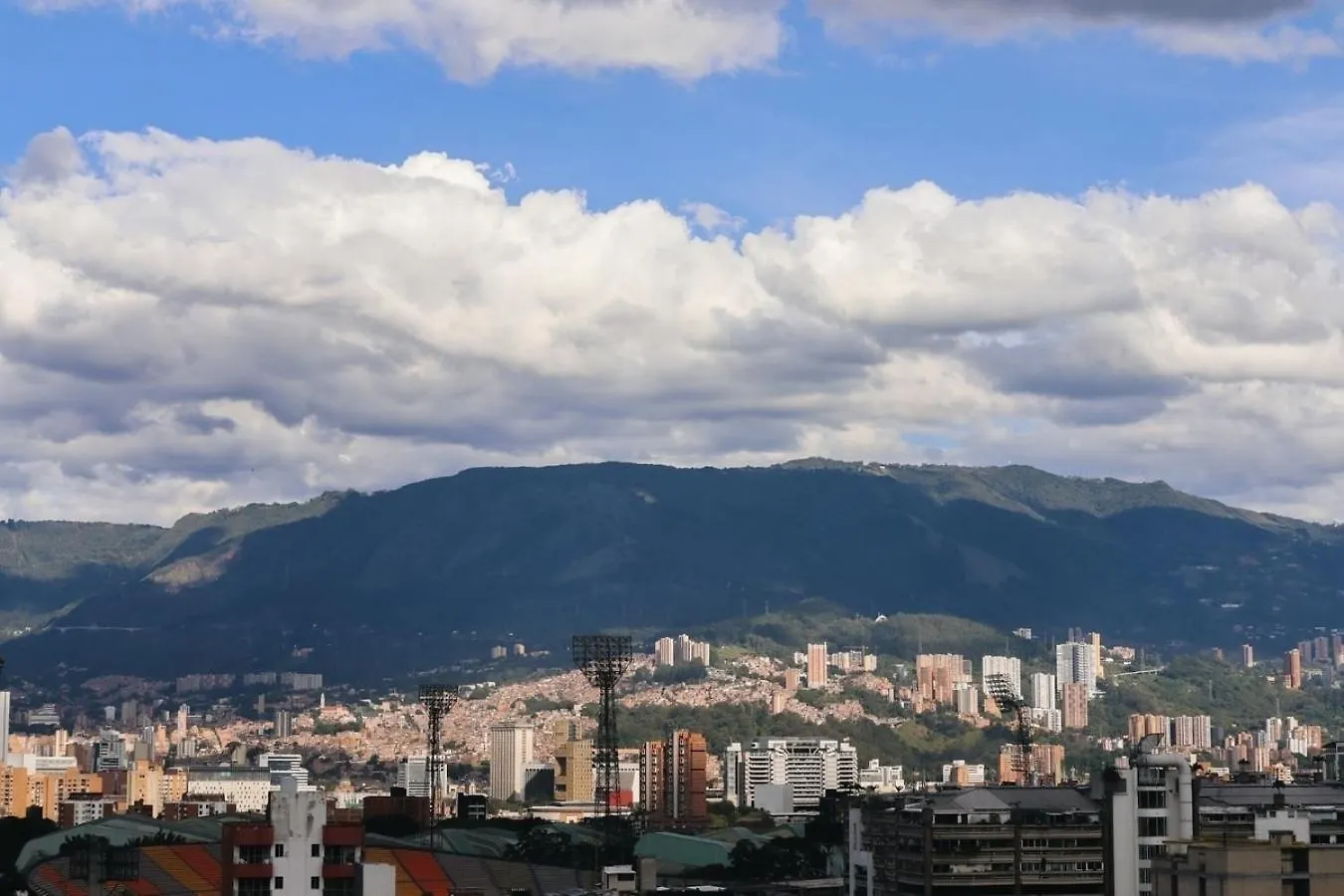 Appartamento Stadio Comfort Jacuzzi Rosa Negra Aparta-Suite Medellín